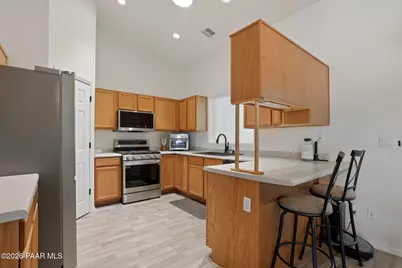 7028 E Horizon Way, Prescott Valley, AZ 86315 - Photo 9