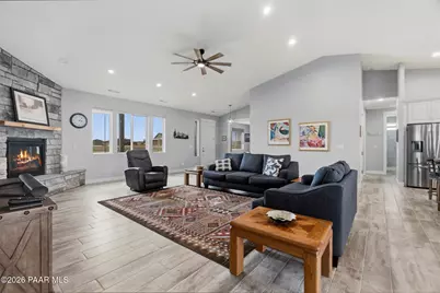 10337 N High Plains Trail, Prescott Valley, AZ 86315 - Photo 3