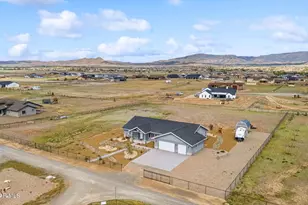 10337 N High Plains Trail, Prescott Valley, AZ 86315 - Photo 35