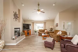 1240 N Buena Vista W, Dewey-Humboldt, AZ 86327 - Photo 7