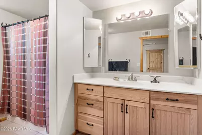 41050 N U.S. Highway 60, Wickenburg, AZ 85390 - Photo 17