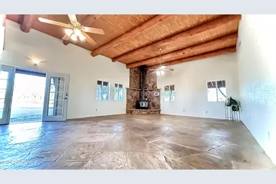 3900 W Runway Road, Paulden, AZ 86334 - Photo 17