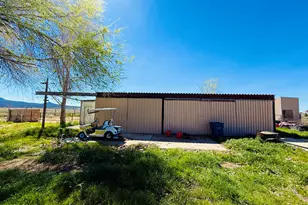 3900 W Runway Rd, Paulden, AZ 86334 - Photo 17