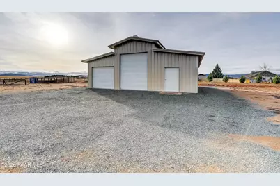 7455 N Coyote Springs Road, Prescott Valley, AZ 86315 - Photo 9