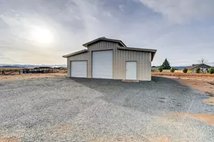 7455 N Coyote Springs Rd, Prescott Valley, AZ 86315 - Photo 9