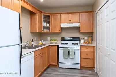 8430 E Leigh Drive #B, Prescott Valley, AZ 86314 - Photo 3