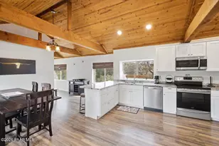 864 W Pine Knoll Dr, Prescott, AZ 86303 - Photo 5