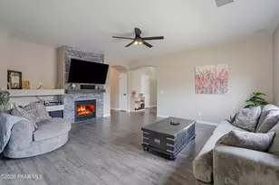 12972 E Santiago St, Dewey-Humboldt, AZ 86327 - Photo 11