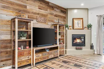 5447 N Dolan Court, Prescott Valley, AZ 86314 - Photo 9