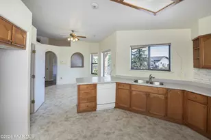 4212 N Cypress Cir, Prescott Valley, AZ 86314 - Photo 11