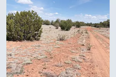 00 W Flor Lane, Seligman, AZ 86337 - Photo 7