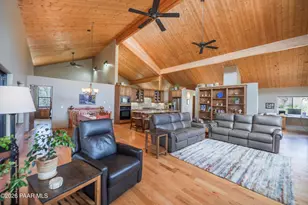 18250 Backwoods Trail, Peeples Valley, AZ 86332 - Photo 13