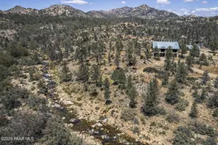 18250 Backwoods Trail, Peeples Valley, AZ 86332 - Photo 9