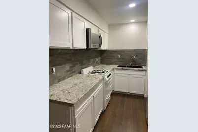 338 Country Club Circle, Prescott, AZ 86303 - Photo 5