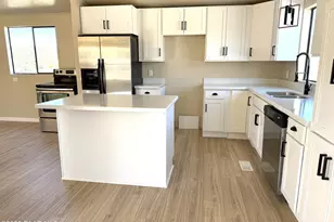 13627 E Scooter Ln, Mayer, AZ 86333 - Photo 3