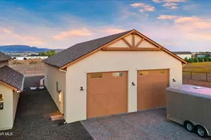 10407 N Rod Iron Rd, Prescott Valley, AZ 86315 - Photo 37
