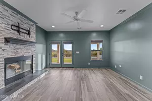 3860 Pura Vida Trl, Wickenburg, AZ 85390 - Photo 21