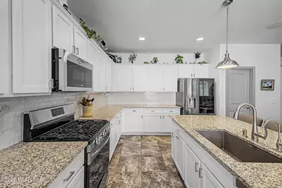 23811 N 170th Avenue, Surprise, AZ 85387 - Photo 15
