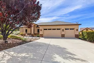 172 Juniper Ridge Dr, Prescott, AZ 86301 - Photo 1