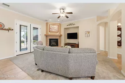 7413 N Park Crest Lane, Prescott Valley, AZ 86315 - Photo 9