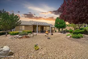 7413 N Park Crest Ln, Prescott Valley, AZ 86315 - Photo 3