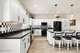22367 N Malapai Ridge Rd, Paulden, AZ 86334 - Photo 7