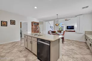 1273 E Apricot Ln, Gilbert, AZ 85298 - Photo 11