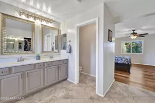 1273 E Apricot Ln, Gilbert, AZ 85298 - Photo 23