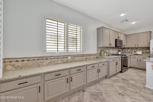 1273 E Apricot Ln, Gilbert, AZ 85298 - Photo 9