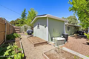 1917 Margaret St, Prescott, AZ 86301 - Photo 23