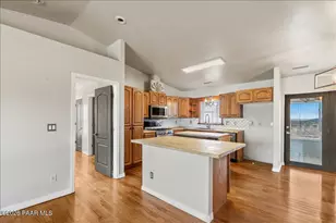 17313 E Lions Crossing, Dewey-Humboldt, AZ 86327 - Photo 11