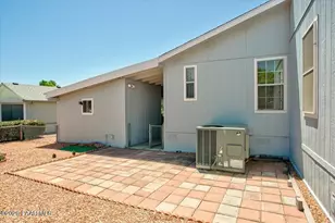 12110 E Obsidian Loop Rd, Dewey-Humboldt, AZ 86314 - Photo 17