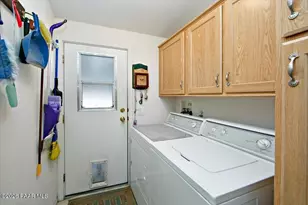 12110 E Obsidian Loop Rd, Dewey-Humboldt, AZ 86314 - Photo 15