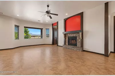11156 N Scalli Way, Prescott Valley, AZ 86315 - Photo 9