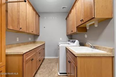 890 N Lakeview Drive, Prescott, AZ 86301 - Photo 33