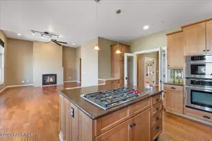 890 N Lakeview Dr, Prescott, AZ 86301 - Photo 15