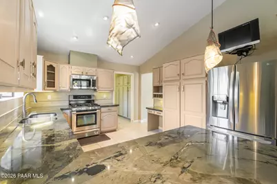 1525 N Roadrunner, Prescott, AZ 86303 - Photo 11