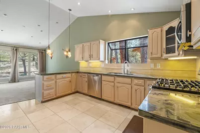 1525 N Roadrunner, Prescott, AZ 86303 - Photo 9