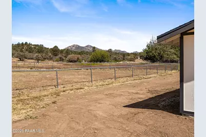 18278 S Frontier Road, Peeples Valley, AZ 86332 - Photo 5