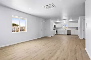 18278 S Frontier Rd, Peeples Valley, AZ 86332 - Photo 13