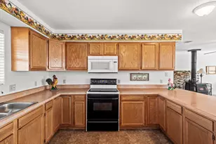 18420 S Peeples Valley Rd, Peeples Valley, AZ 86332 - Photo 3