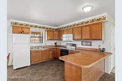 18420 S Peeples Valley Road, Peeples Valley, AZ 86332 - Photo 15