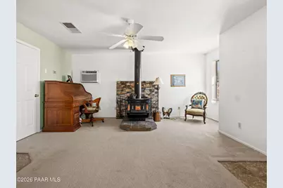 18420 S Peeples Valley Road, Peeples Valley, AZ 86332 - Photo 11