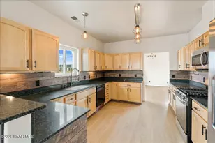 7290 E Autumn Ln, Prescott Valley, AZ 86315 - Photo 19