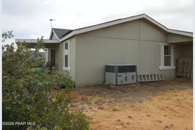 17301 E Gilead Way, Dewey-Humboldt, AZ 86327 - Photo 19