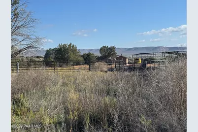 22925 N Mohawk Lane, Paulden, AZ 86334 - Photo 13