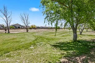 12889 E De La Cruz St, Dewey-Humboldt, AZ 86327 - Photo 25