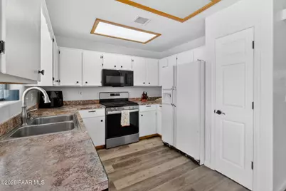 8275 E Tranquil Boulevard, Prescott Valley, AZ 86314 - Photo 11