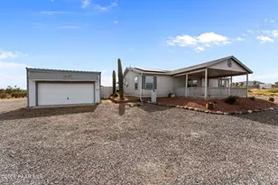 27650 S Clydesdale Ave, Congress, AZ 85332 - Photo 5