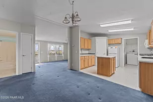 27650 S Clydesdale Ave, Congress, AZ 85332 - Photo 9